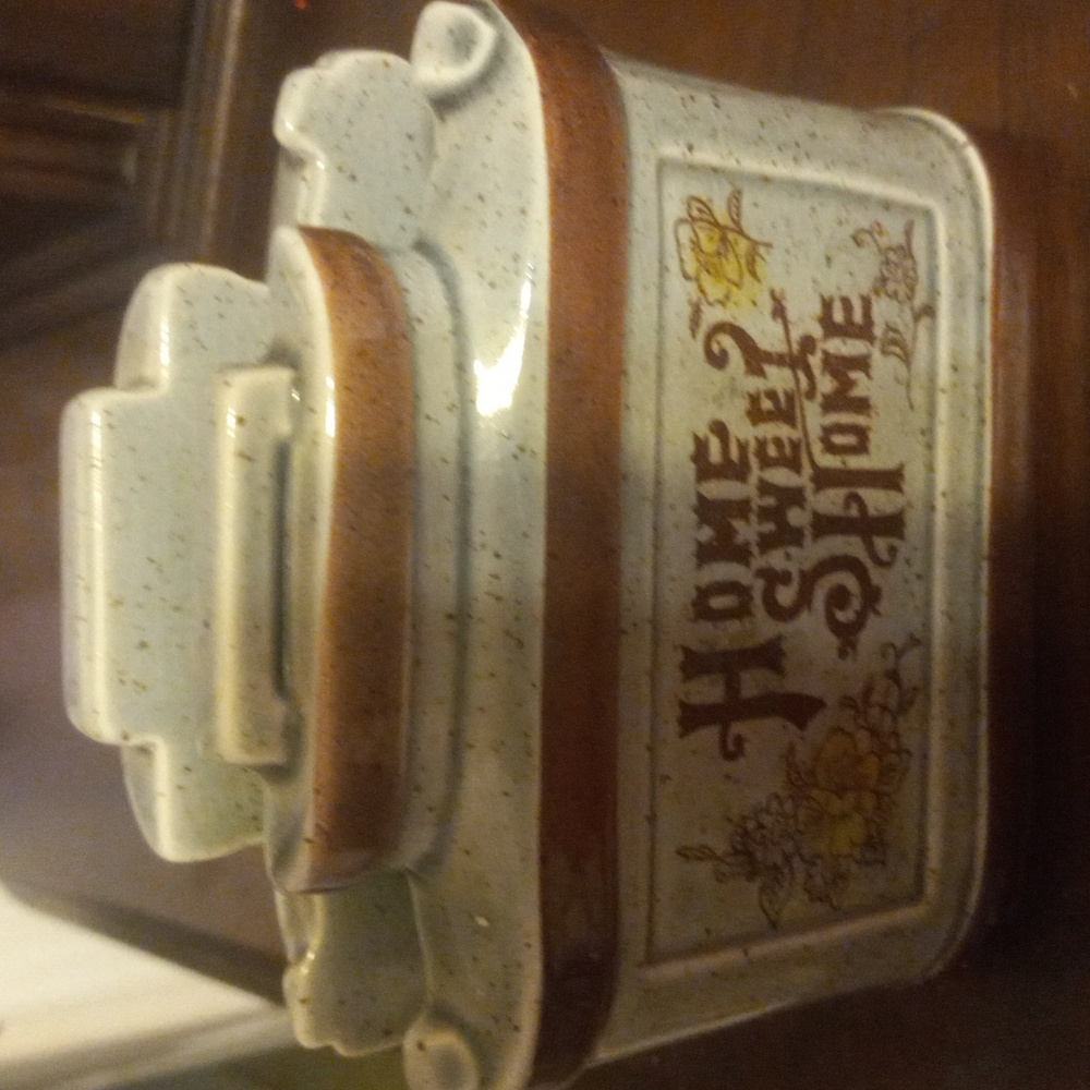 Vintage ceramic napkin holder - Picture 2 of 5